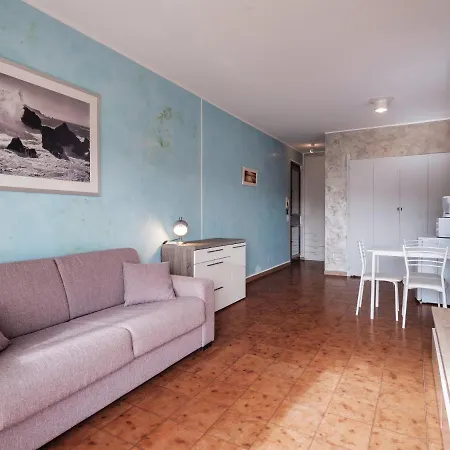 Le Palme - Monolocale Con Piscina Apartment
