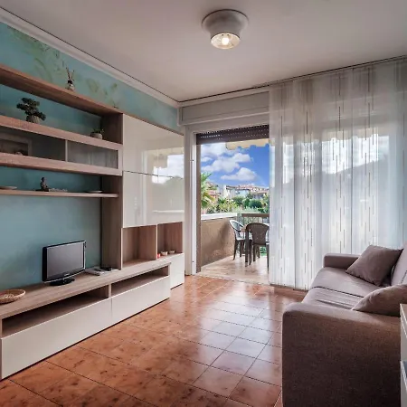 Le Palme - Monolocale Con Piscina Apartment